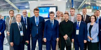 Președintele CJ Satu Mare, Pataki Csaba alături de Volodimir Zelenski și Nicușor Dan la reuniunea Carpathian 8